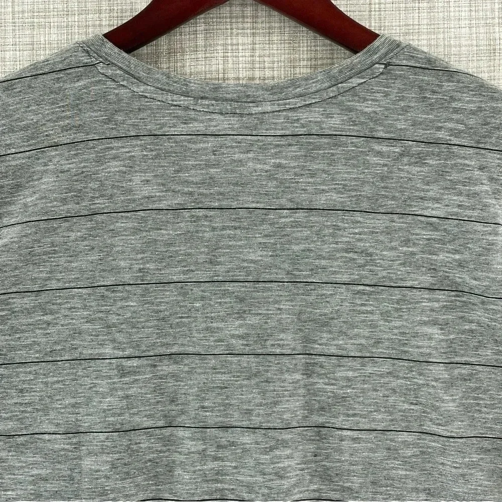Banana Republic Gray Henley Short Sleeve Shirt Men's XXL 8251/7 b